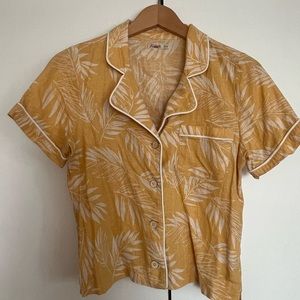 Faherty Women’s Button Down Golden Yellow Palm Print Linen Mix